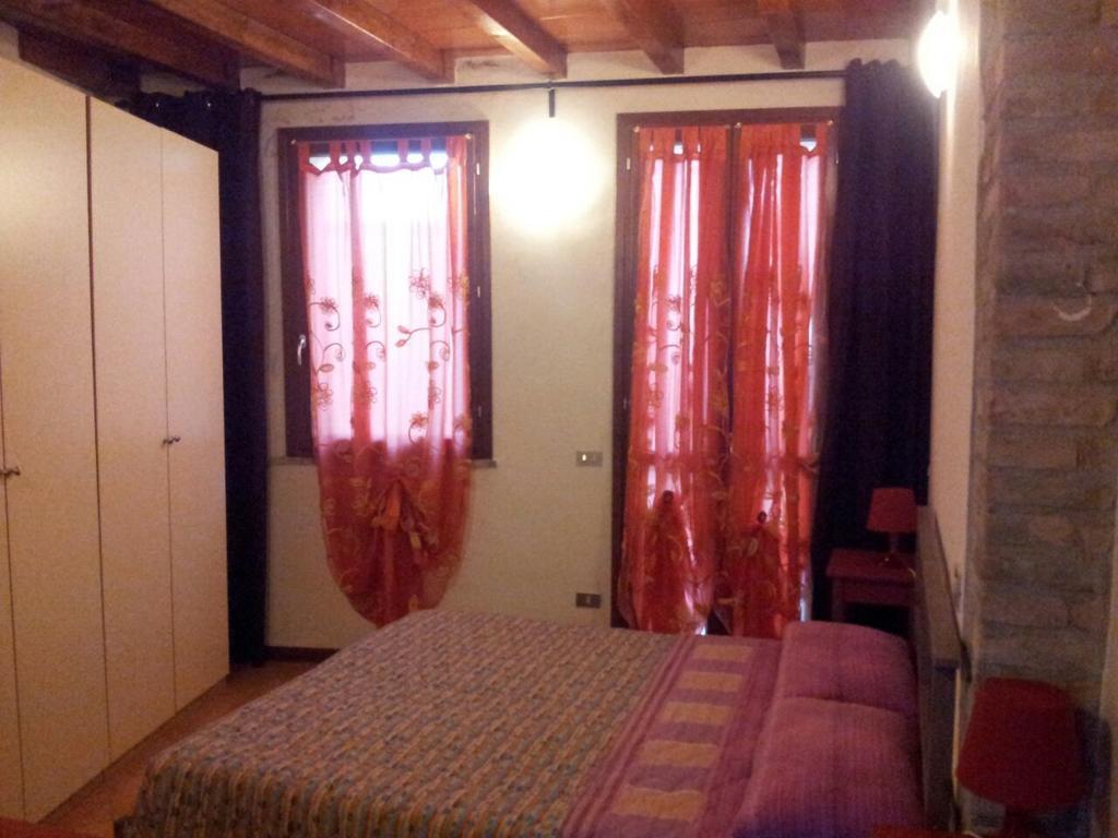 Via Toscana House Parma Quarto foto
