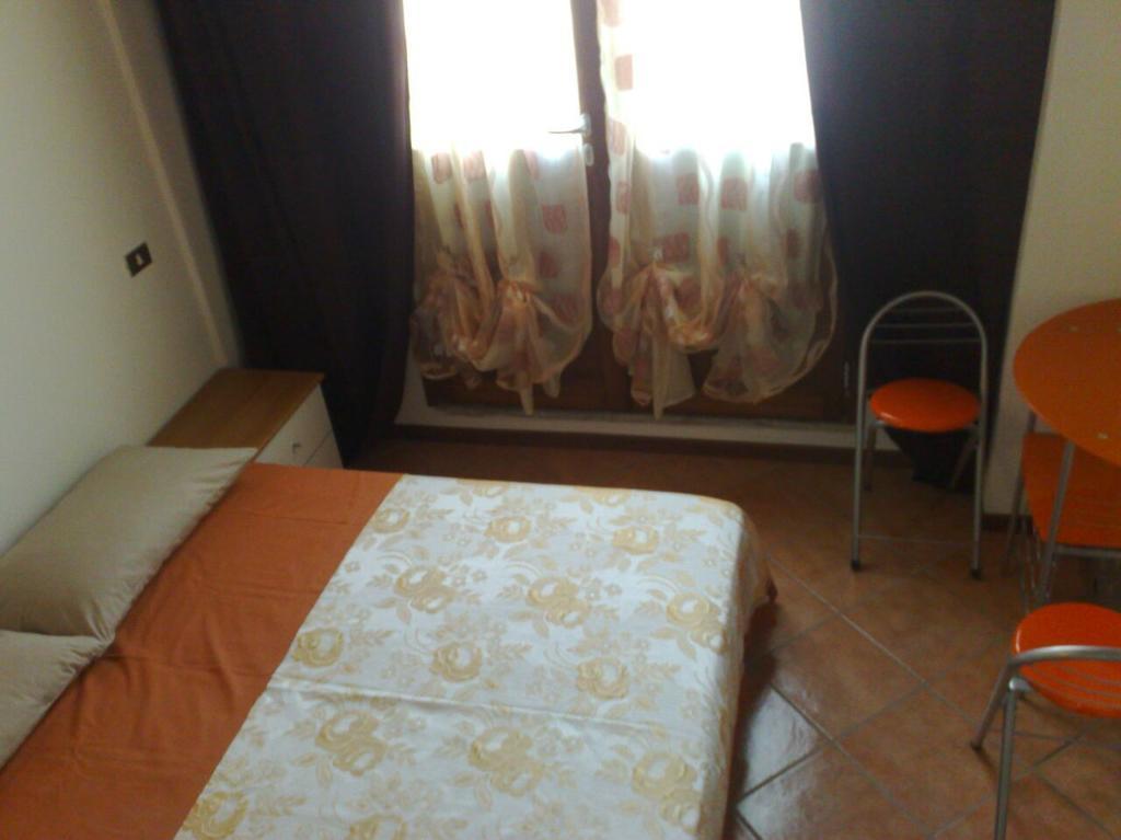 Via Toscana House Parma Quarto foto